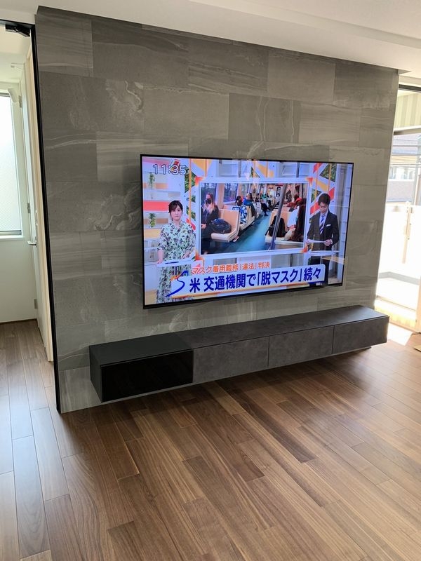 北九州市小倉北区スイング式テレビ壁掛け工事：施工事例：テレビ