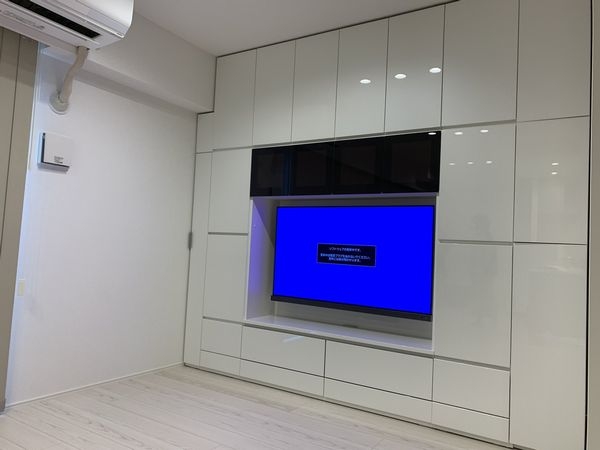 福岡市早良区テレビ壁掛け工事